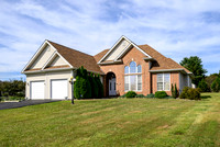 160 North Lakeside Dr