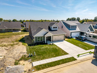 7834 Linwood Cir