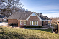 4464 Southbridge Ct