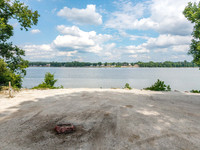 734 Upper River Rd