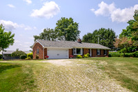 747 E Lewellen Rd
