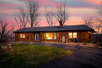 4946 S Skyline Dr