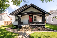 2216 Morton Ave